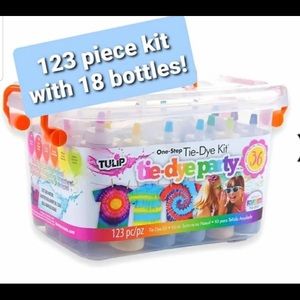 Tulip tie-dye kit